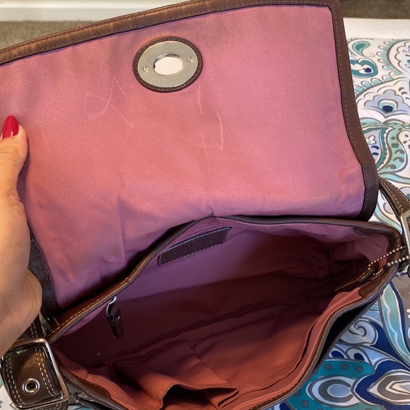 Coach Vintage leather shoulder or crossbody bag - Picture 8 of 13